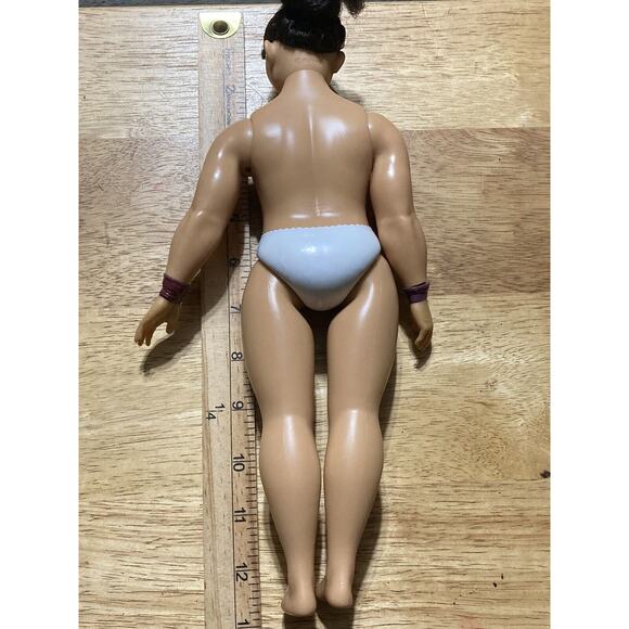 Disney Encanto Luisa Madrigal Strong 12" Fashion Doll Jakks Pacific - Picture 7 of 7